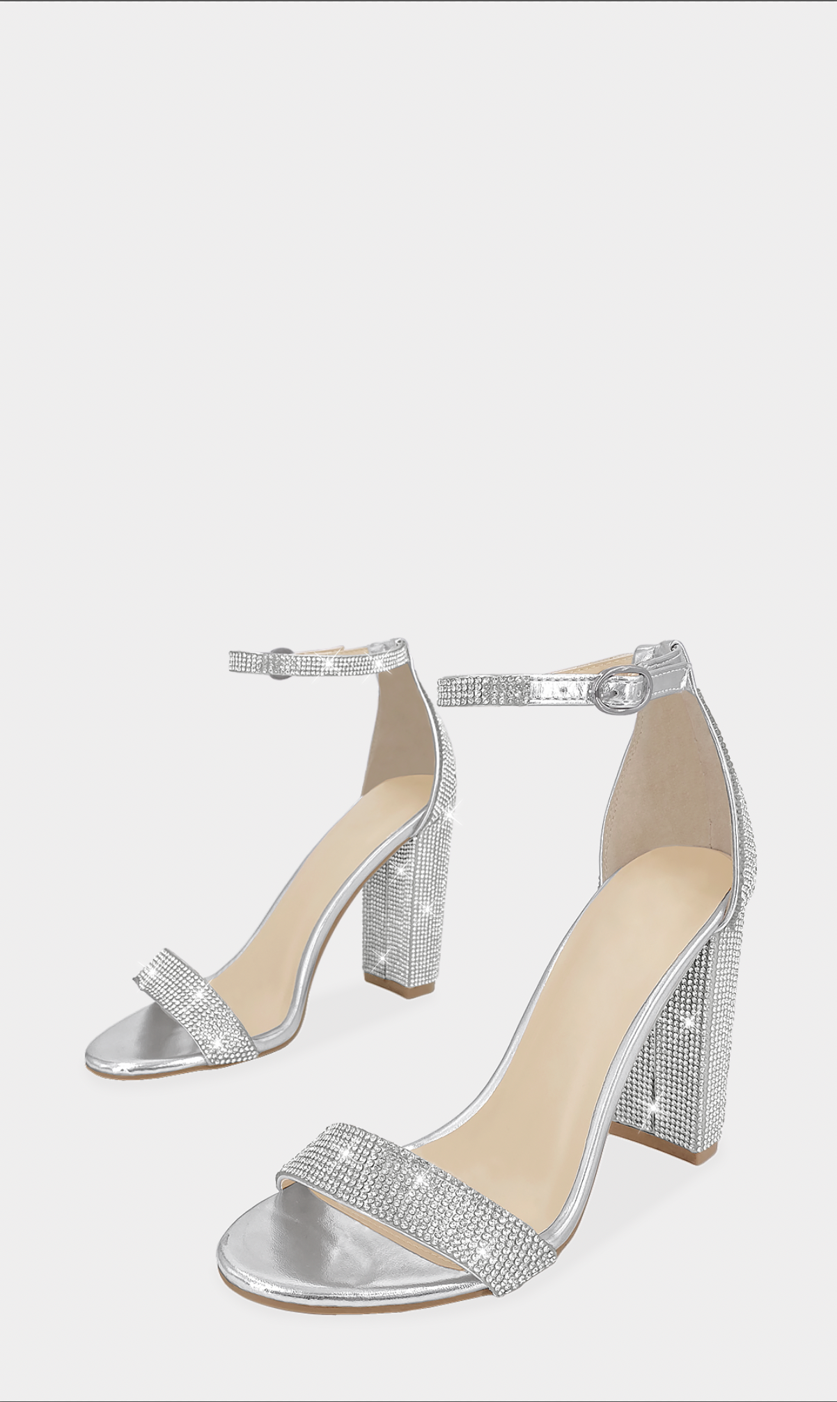 ARANZA ZAPATILLAS ABIERTAS PLATA CON BRILLOS EN TACON CONFECCIONADAS EN VINIPIEL METALICA CON HEBILLA METALICA EN PULSERA TOBILLERA Y PUNTA ALMENDRADA