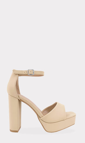 BELAIR ZAPATILLAS NUDE HECHAS DE NUBOCK CON CINTA ARRIBA DE LOS DEDOS Y PLATAFORMA CUADRADA DE 2.5 CM CON TACON ANCHO