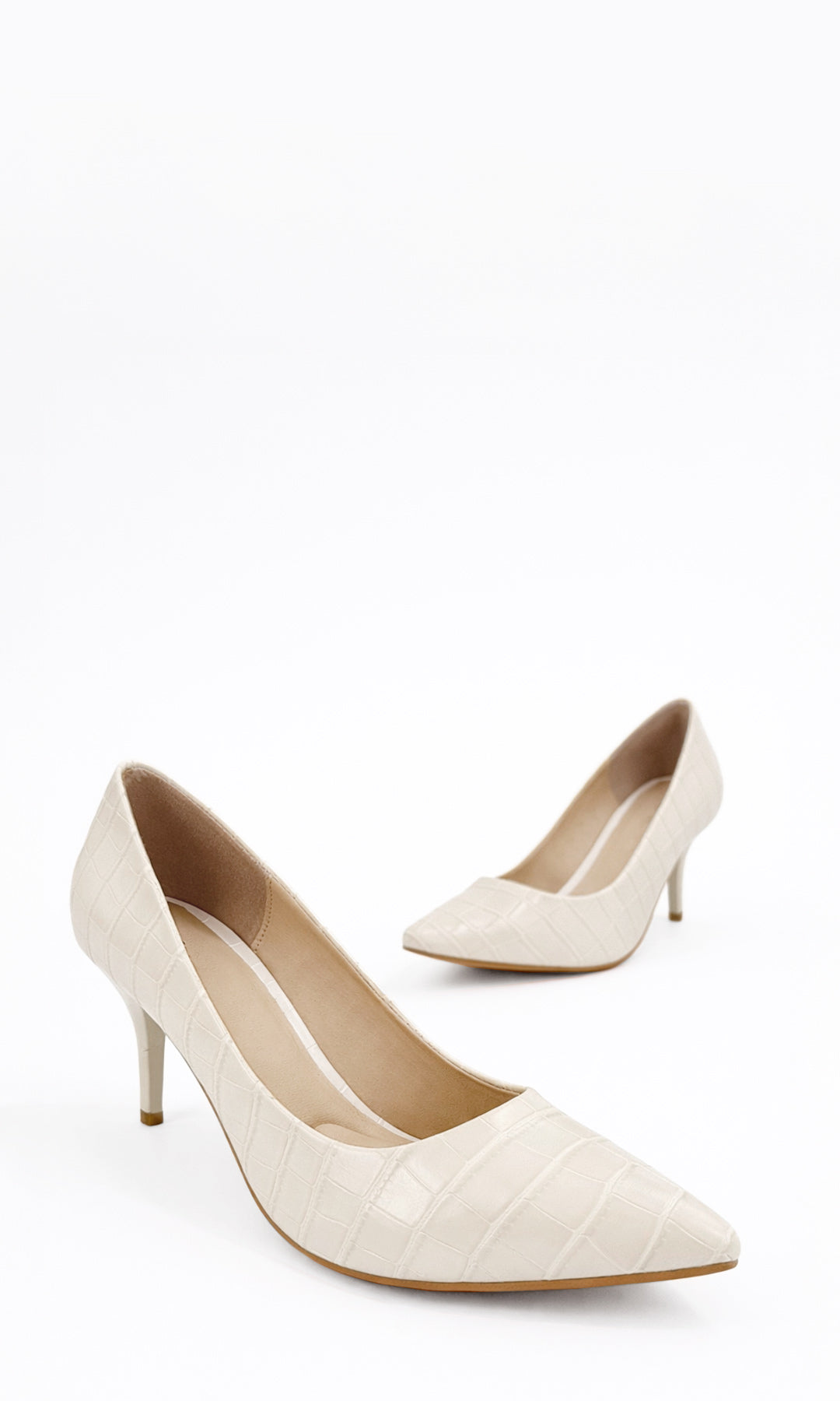  BELIANNE STILETTO BLANCO VINIPIEL TEXTURIZADA EFECTO CROC TACÓN 7.5 CM PUNTA ESTILIZADA PROPUESTA VERSÁTIL PARA MUJER Y OCASIONES ESPECIALES