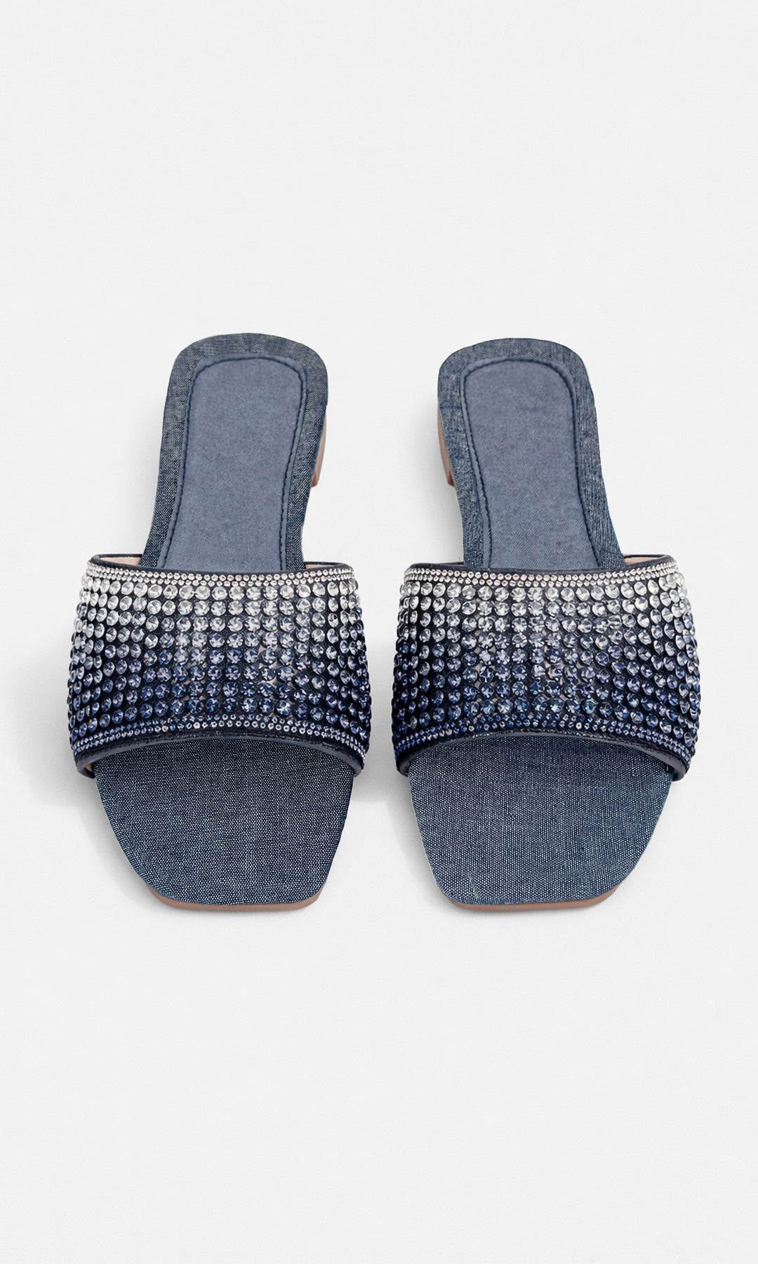 BELLINI SANDALIAS PLANAS DE PISO CON CORREA ARRIBA DE LOS DEDOS Y DISEÑO DE METER PARA USAR CON JEANS