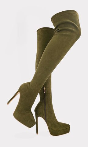 BLADE BOTAS ARRIBA DE LA RODILLA DE GAMUZA VERDE OLIVO CON TACON FINO DE 14 CM Y PLATAFORMA EN PICO PARA MUJER