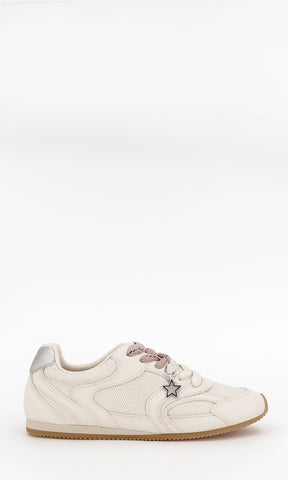 BROOKE TENIS PLANOS ESTILO MIU MIU CON PUNTERA REDONDA Y AGUJETAS CRUZADAS AL FRENTE PARA DAMA