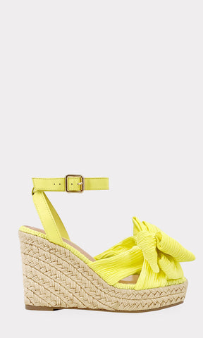 CATERINE SANDALIAS DE PLATAFORMA CON TACON EN FORMA DE CUÑA Y MOÑO EN STRAP AL FRENTE PARA MUJER DE PULSERA TOBILLERA