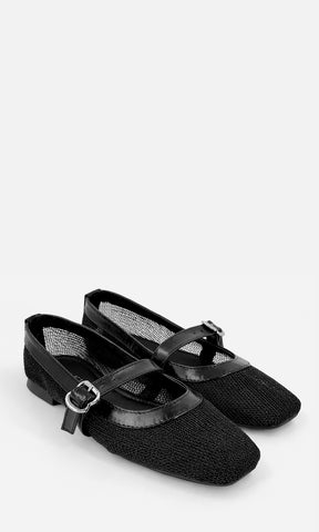 CELINA ZAPATOS TIPO MARY JANE COLOR NEGRO PUNTA CUADRADA DETALLE BRILLANTE EN SUPERFICIE CORREA AJUSTABLE PROPUESTA ELEGANTE PARA MUJER Y ESTILO CASUAL