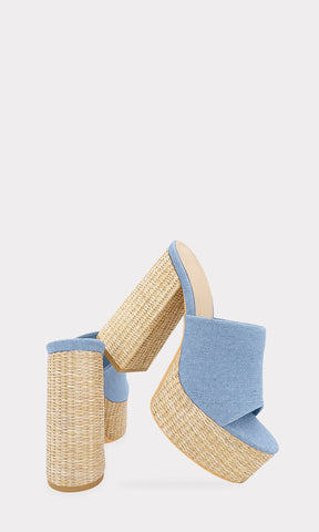 CHARISMA PLATAFORMAS DE MEZCLILLA AZUL CON STRAP GRUESO EN PUNTA Y TACON DE YUTE CON ALTURA DE 12.5 CM