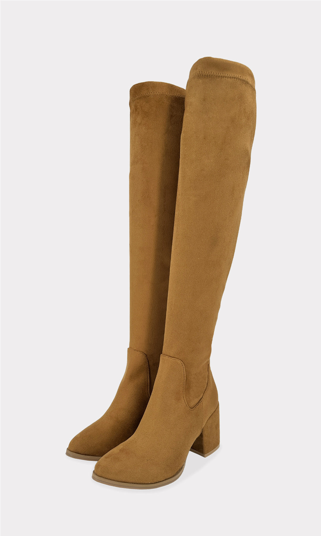CINNAMON BOTAS COLOR CAMEL CONFECCIONADAS DE TERMINACION PUNTIAGUDA CON TACON GRUESO DE 8 CM Y CORDON EN LA PANTORILLA PARA MUJER