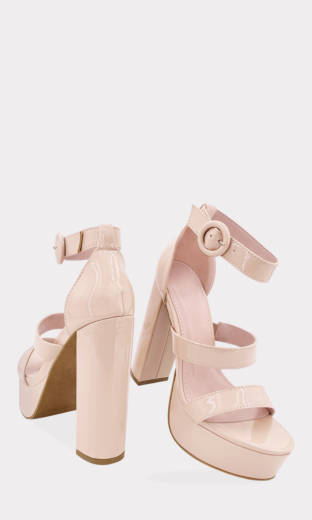 DEMI ZAPATILLAS DE CHAROL COLOR NUDE CON TACON GRUESO DE 13 CM Y TALON CUBIERTO