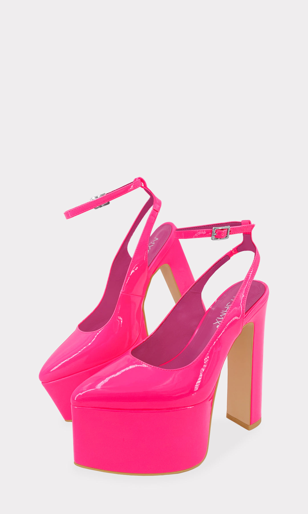 DESIRE HEELS DE CHAROL COLOR ROSA NEON CON TACON GRUESO DE 6.5 CM Y HEBILLA PLATA EN ANKLE STRAP