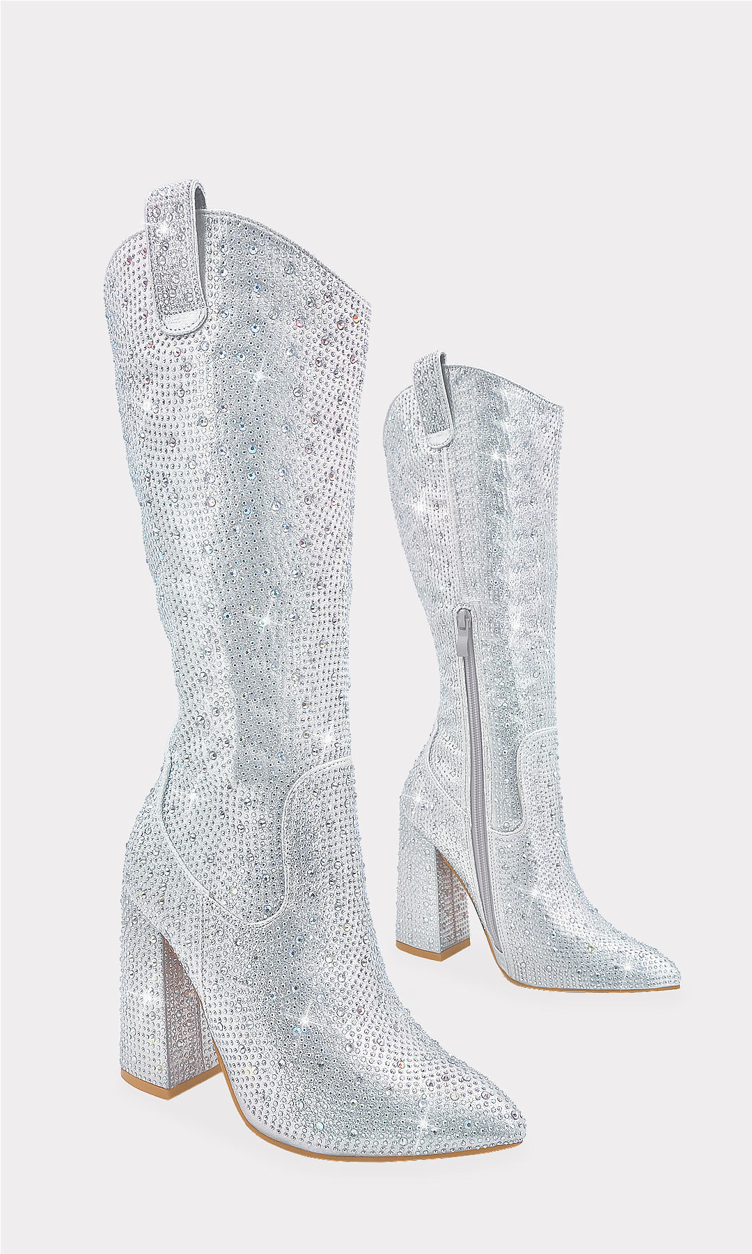 ELOISE BOTA ABAJO DE LA RODILLA PLATEDA CON TACON CUADRADO ALTO DE 10 CM CONFECCIONADA DE BRILLOS TERMINACION POINTY Y CIERRE AL COSTADO DAMA 