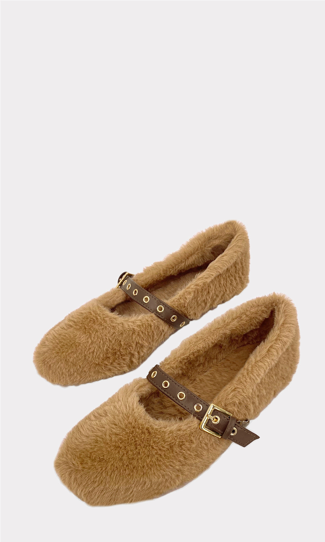 EMILY FLATS CAMEL CON CINTA DELGADA SOBRE EL EMPEINE DE VINIPIEL CON PUNTA ALMENDRADA  HECHAS EN PELUCHE Y SUELA DE 1 CM PARA MUJER FASHION