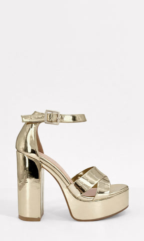 FIERCE ZAPATILLAS ABIERTAS DE PLATAFORMA CON DOS STRAPS CRUZADOS ARRIBA DE LOS DEDOS Y TACON GRUESO