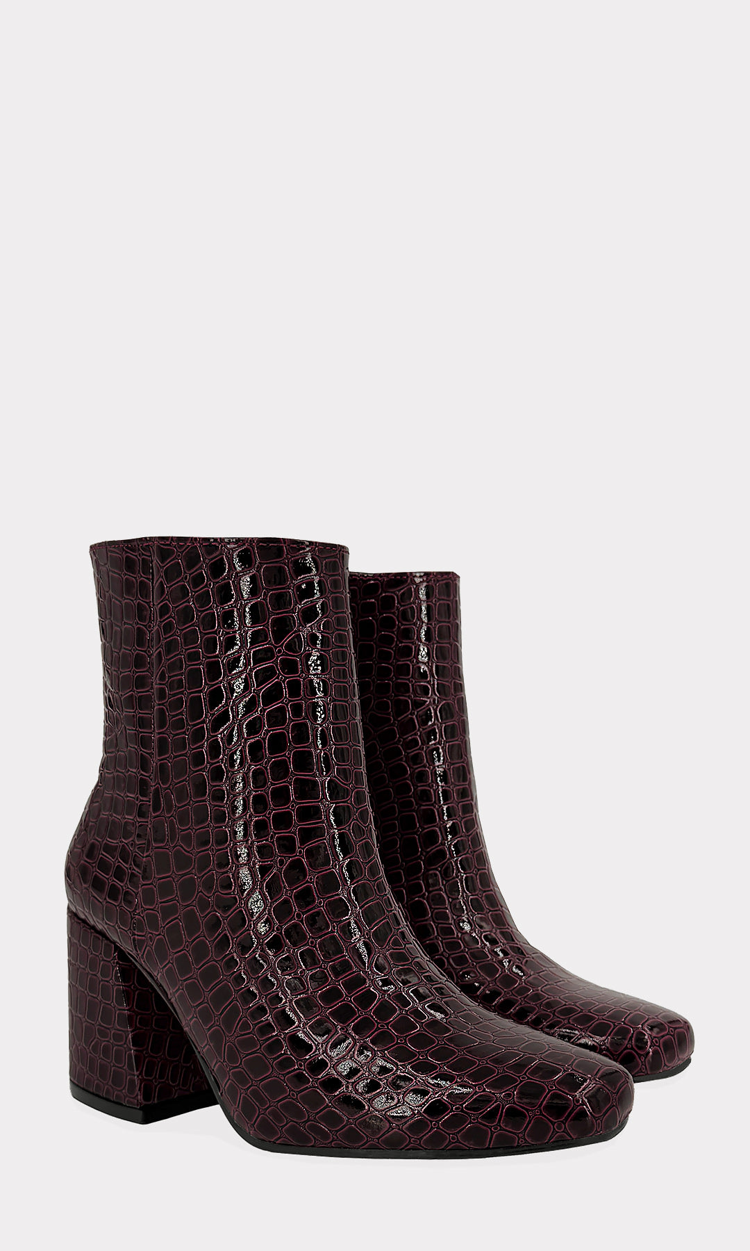 GRACIELA BOTIN ROJO VINO CON TEXTURA ANIMAL PRINT COROC HECHAS EN CHAROL DE TACON CUADRADO PARA USAR CON PANTALONES DE MEZCLILLA EN INVIERNO