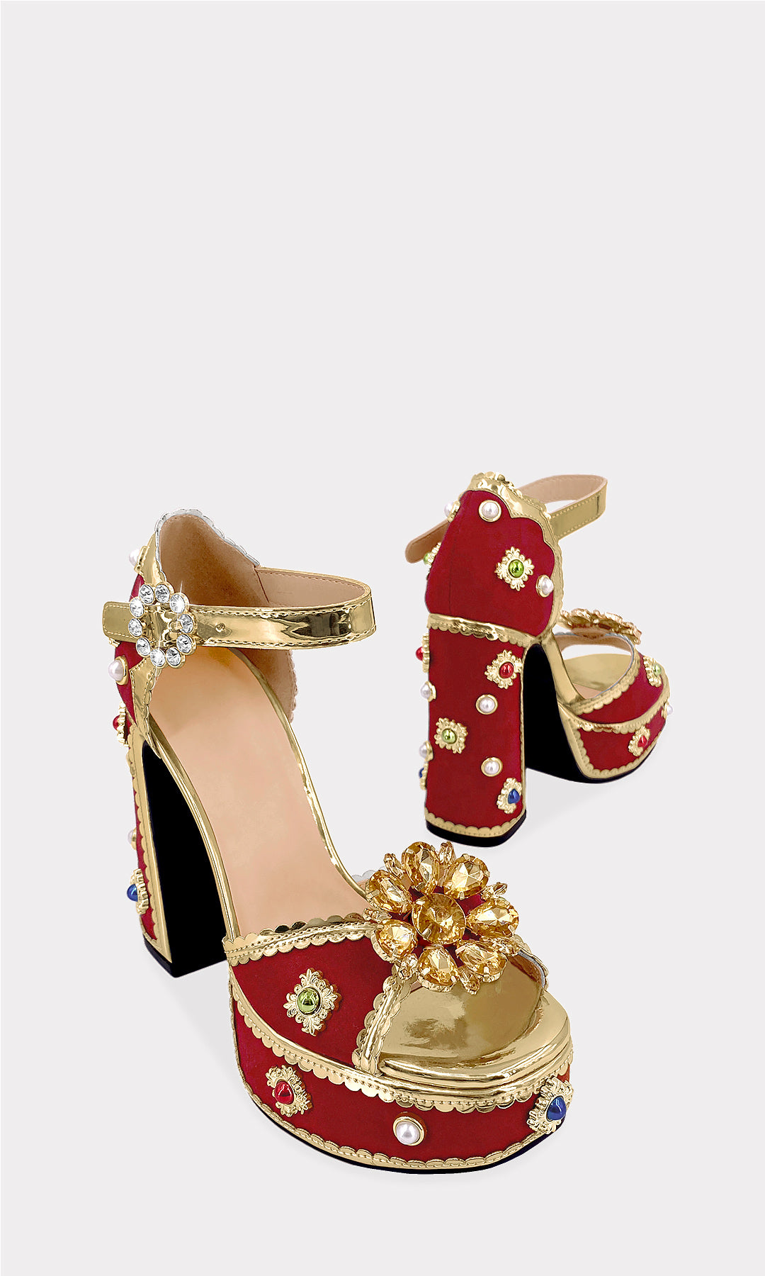 HANNAH ZAPATILLAS ABIERTAS CONFECCIONADAS EN GAMUZA ROJA CON DETALLES DE VINIPIEL DORADA Y TACON CUADRADO CON PLATAFORMA CUADRADA DE 3.5 CM