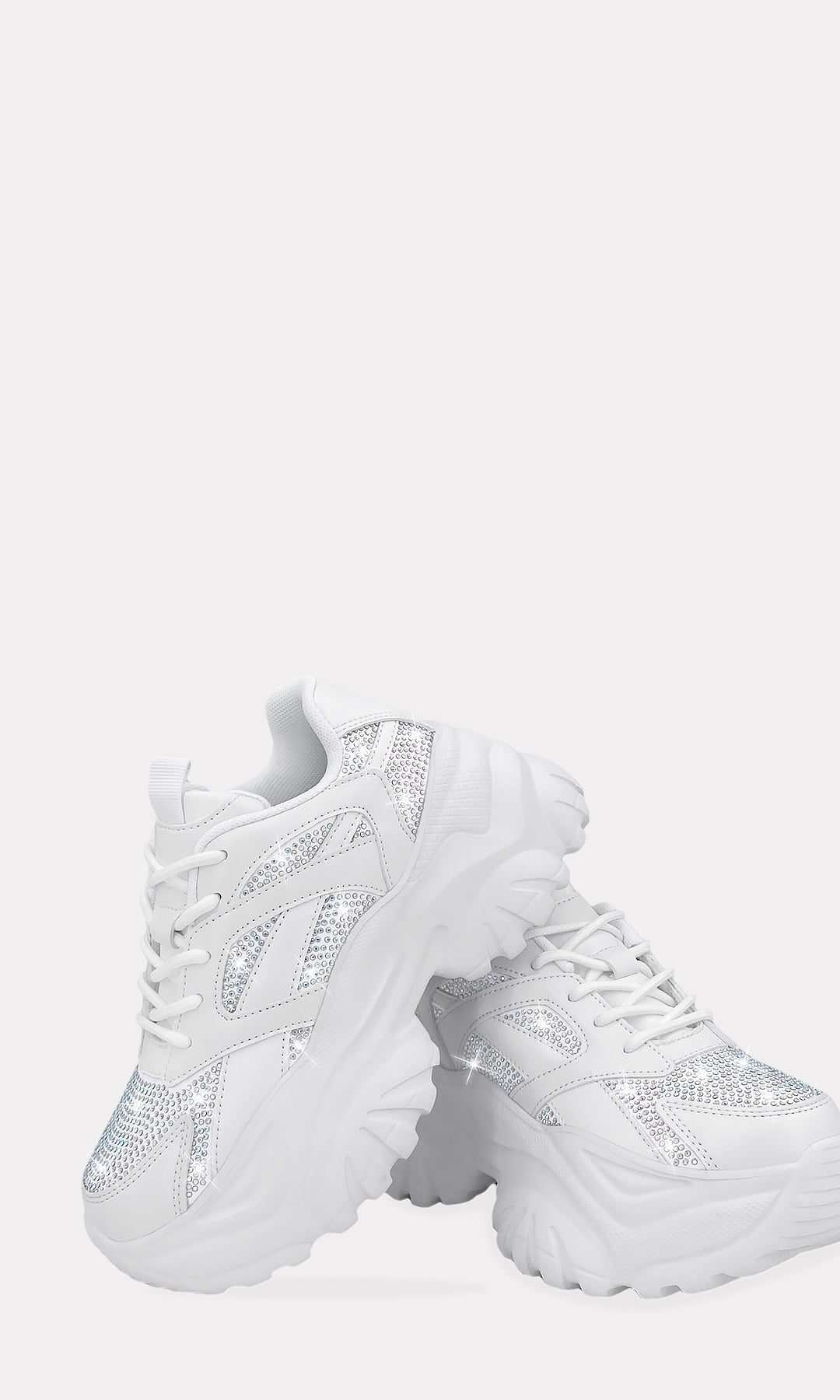 HAYLIE TENIS DE PLATAFORMA COLOR BLANCO CON BRILLOS PLATEADOS AL FRENTE CONFECCIONADOS EN VINIPIEL CON PUNTA REDONDA Y TACON DE 7 CM PARA MUJER