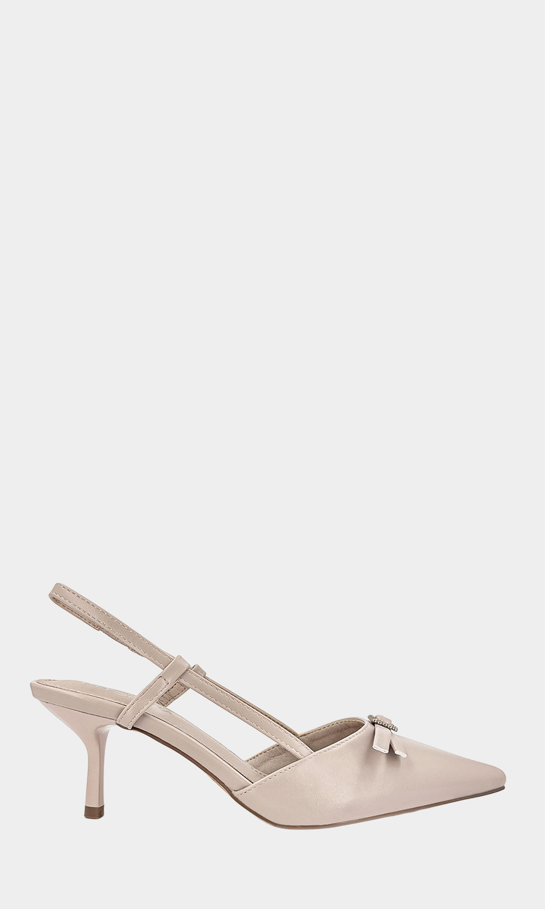 LUCIE ZAPATILLAS POINTY DE PUNTA CERRADA CON DETALLE DE HEBILLA PEQUEÑA EN MOÑO AL FRENTE CON STRAP EN TALON DESCUBIERTO Y TACON DELGADO DE AGUJA 