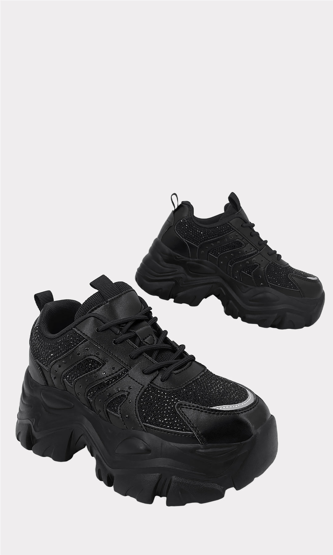 MAEVE TENIS DE PLATAFORMA NEGROS CON AGUJETA AJUSTABLE CONFECCIONADOS EN VINIPIEL CON TACON DE 4.5 CM PARA USAR EN LA UNIVERSIDAD