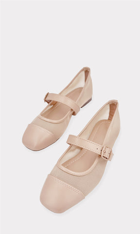 MALLORY BALLERINAS FLATS ESTILO MARY JANE COLOR NUDE CON TRANSPARENCIAS DE MESH A LOS COSTADOS Y VINIPIEL EN PUNTA CERRADA PARA MUJER