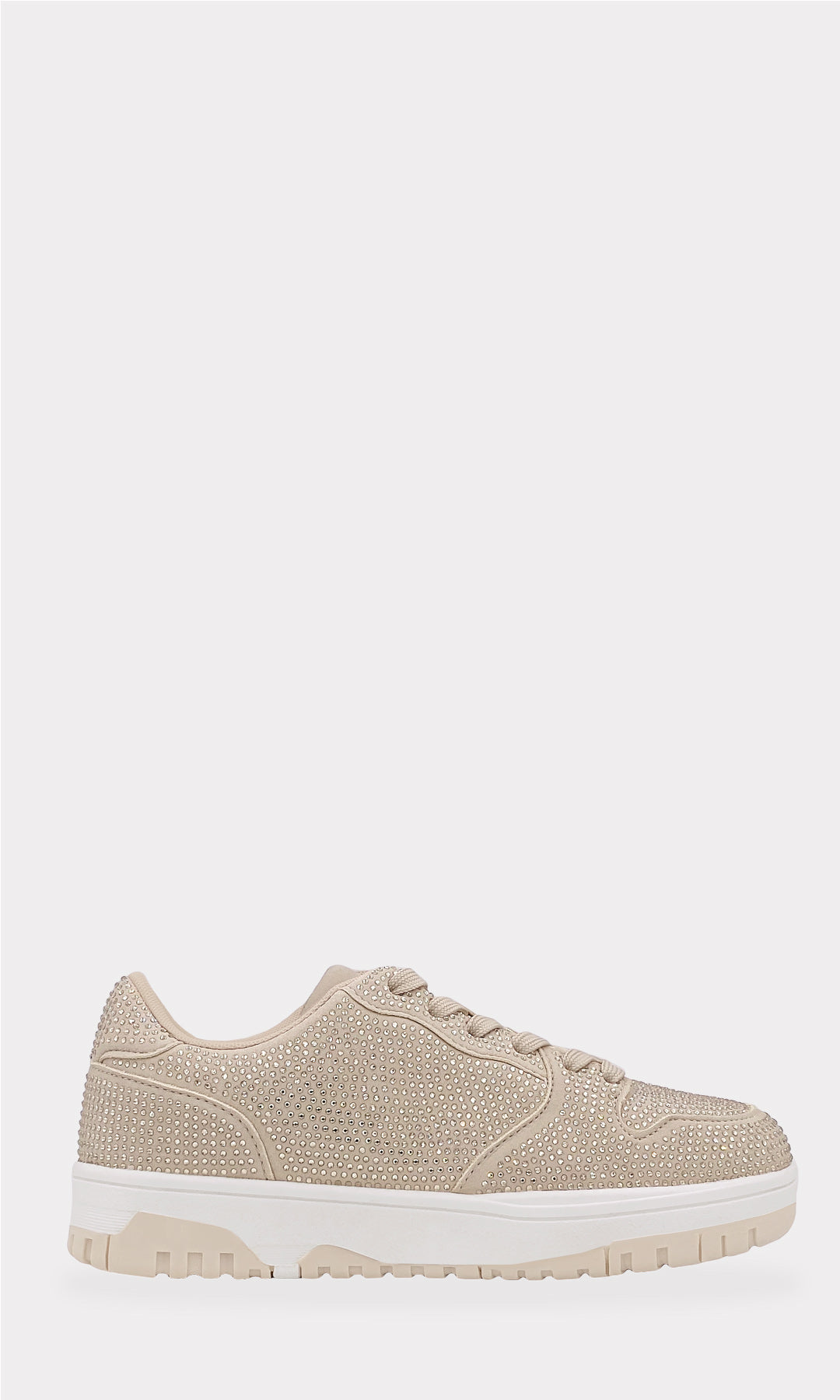 MARISELLE TENIS NUDE CON PUNTA ALMENDRADA DE AGUJETA TEXTIL AJUSTABLE SOBRE EL EMPEINE HECHA CON BRILLOS Y SUELA ANTIDERRAPANTE PARA DAMA 