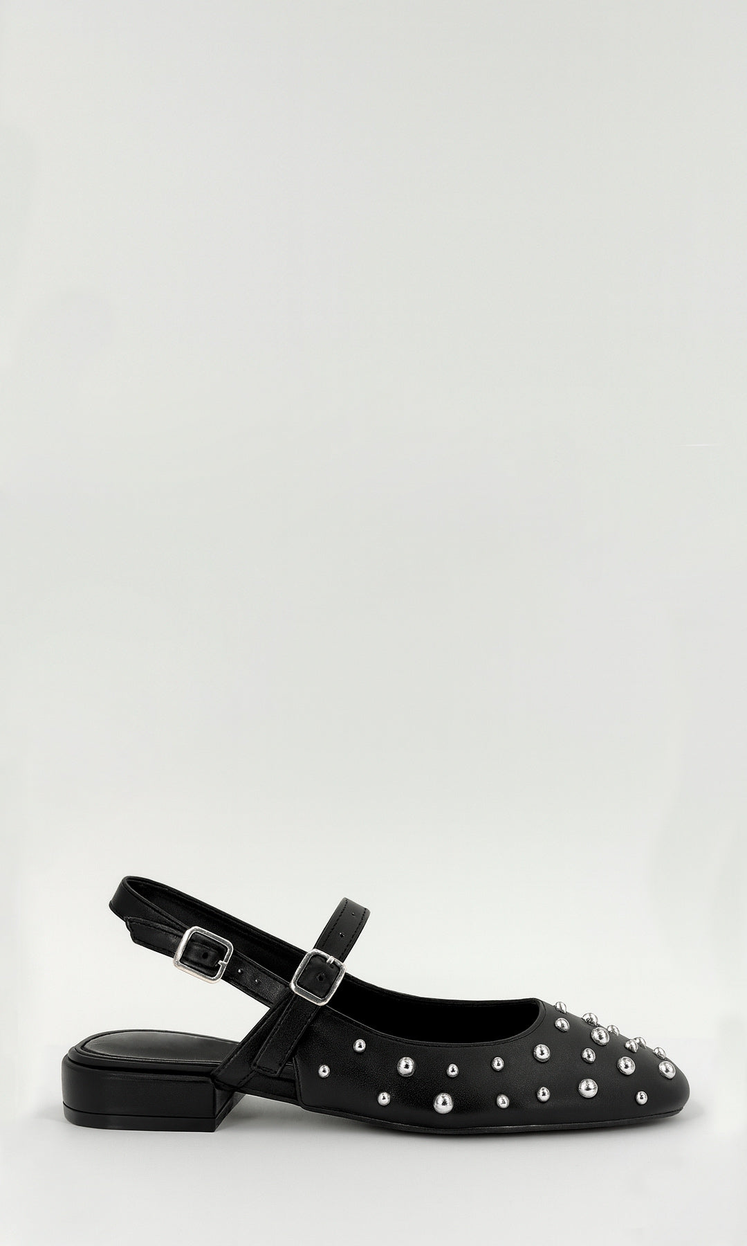 MINETTE ZAPATO PLANO TIPO SLINGBACK CON DETALLES CIRCULARES EN PUNTA CERRADA Y TACON KITTEN PARA MUJER