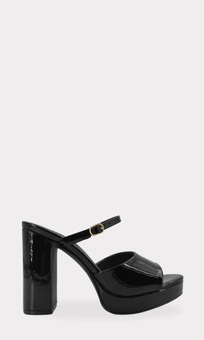 MIRABELLE ZAPATILLAS ABIERTAS DE PLATAFORMA CON STRAP ANCHO ARRIBA DE LOS DEDOS Y CINTA DELGADA EN EMPEINE CON TACON CUADRADO