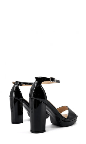 MUSE ZAPATOS ALTOS DE CHAROL PARA MUJER COLOR NEGRO CON HEBILLA DORADA EN PULSERA Y PLATAFORMA DE 1 CM CON STRAP ANCHO AL FRENTE