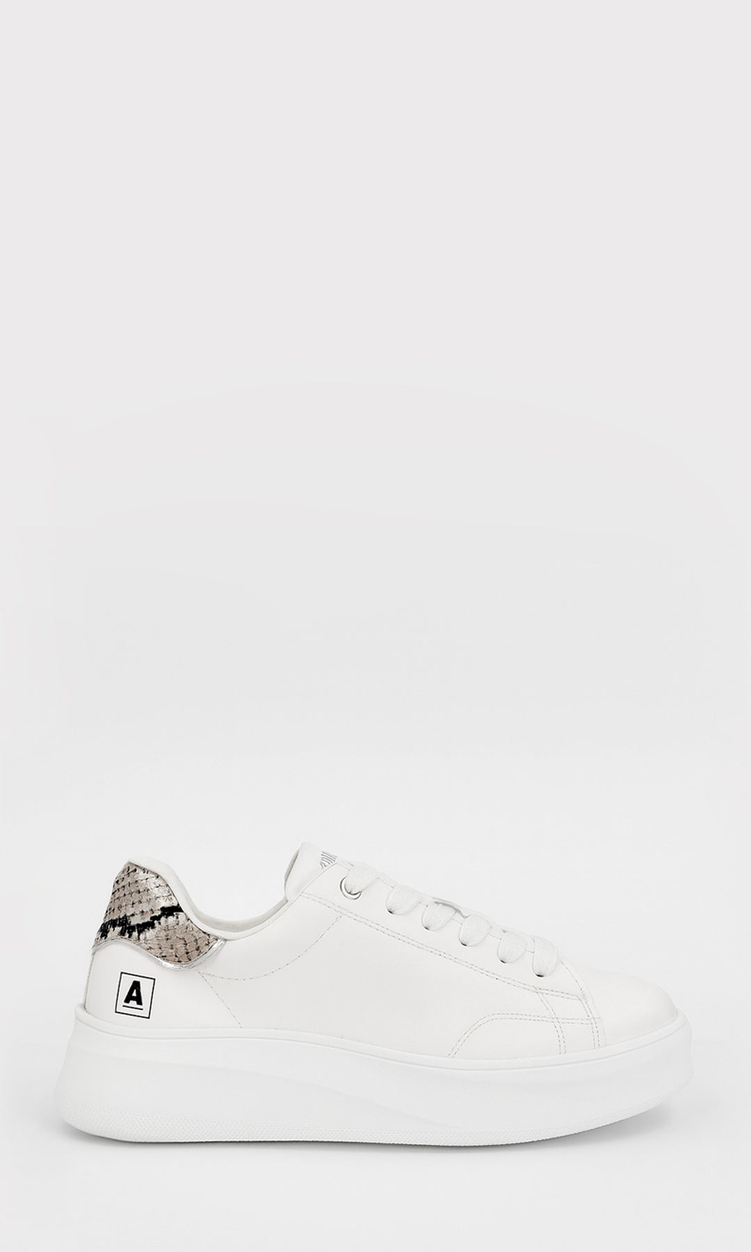 NOVILLE FASHION SNEAKERS DE PUNTA REDONDA CON PLATAFORMA Y AGUJETAS CRUZADAS AL FRENTE PARA MUJER