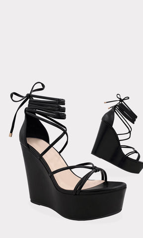 REBECCA SANDALIAS NEGRAS DE PLATAFORMA SEMI PUNTIAGUDA CON LACE UP Y TACON CORRIDO DE 12 CM CON STRAPS CRUZADOS 