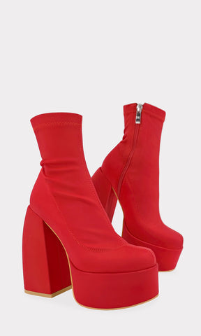 REBEL BOTINES ROJOS QUE ESTAN EN TENDENCIA CONFECCIONADOS EN LYCRA CON PLATAFORMA REDONDA Y TACON ANCHO DE 14.5 CM PARA LOOK URBANO