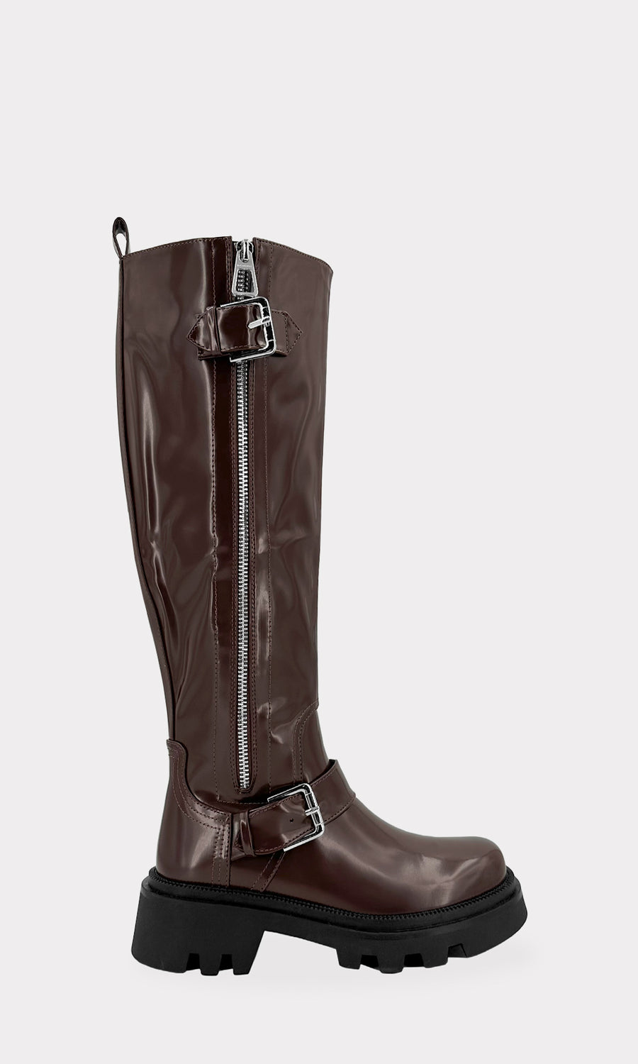 RIDER FASHION BOOTS A LA RODILLA CON SUELA CHUNKY PARA USAR CON FALDAS TABLEADAS EN UN LOOK PREPPY Y LUCIR COMO UNA FASHION GIRL