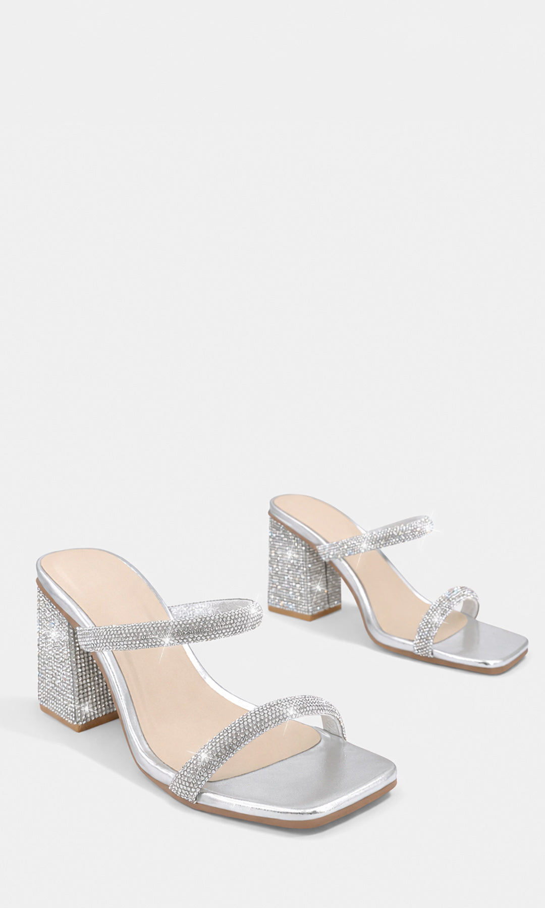 SASHA TACONES PLATEADOS DE BRILLOS CON PUNTA ABIERTA PARA USAR CON VESTIDO Y STRAP ARRIBA DE LOS DEDOS 