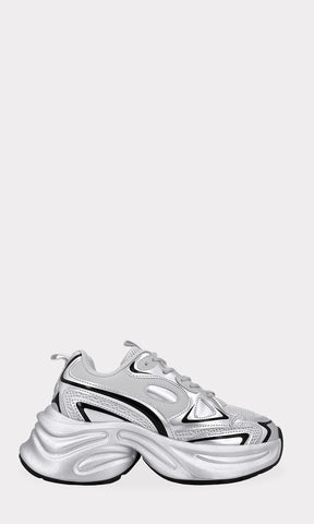 SHANNON SNEAKERS RETRO RUNNER DE PUNTA REDONDA CON AGUJETAS CRUZADAS Y PLATAFORMA GRUESA PARA USAR CON JEANS 