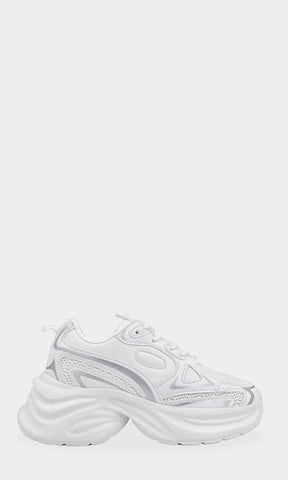 SHANNON TENIS EN TENDENCIA CON SUELA RETRO TIPO DAD Y AGUJETAS AJUSTABLES AL FRENTE DE PUNTA REDONDA PARA MUJER