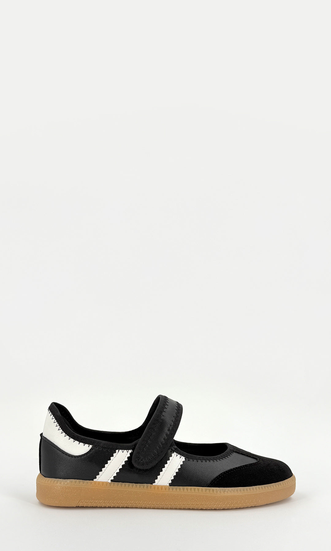 SOLANA TENIS ESTILO MARY JANE DE PUNTA REDONDA Y DETALLES DE FRANJAS A LOS COSTADOS PARA MUJER