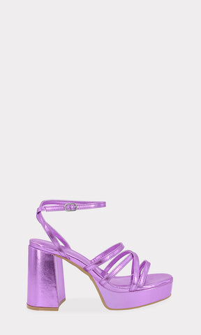 STEEL ZAPATILLAS DE PUNTA ABIERTA Y PULSERA TOBILLERA CON CRUCE ATRAS