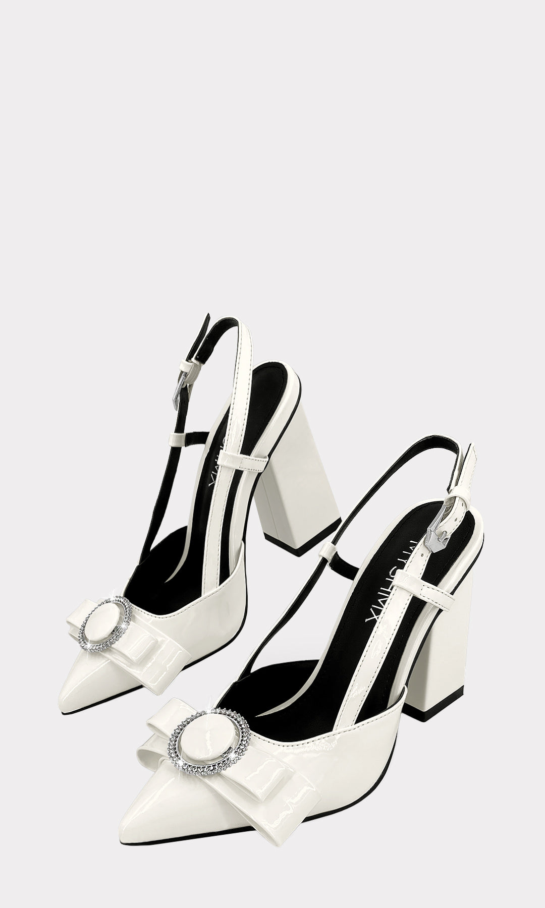 VANNITY ZAPATILLAS BLANCAS CON HEBILLA METALICA EN CINTA TALONERA DESTALONADAS CONFECCIONADAS EN CHAROL Y TACON GRUESO DE 9.5 CM PARA CHICA