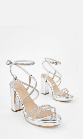 VOGUE ZAPATILLAS PLATEADAS DE CHAROL CON BRILLOS EN STRAPS CRUZADOS EN EMPEINE Y TACON CUADRADO DE 10 CM CON PLATAFORMA DE 1.5 CM 