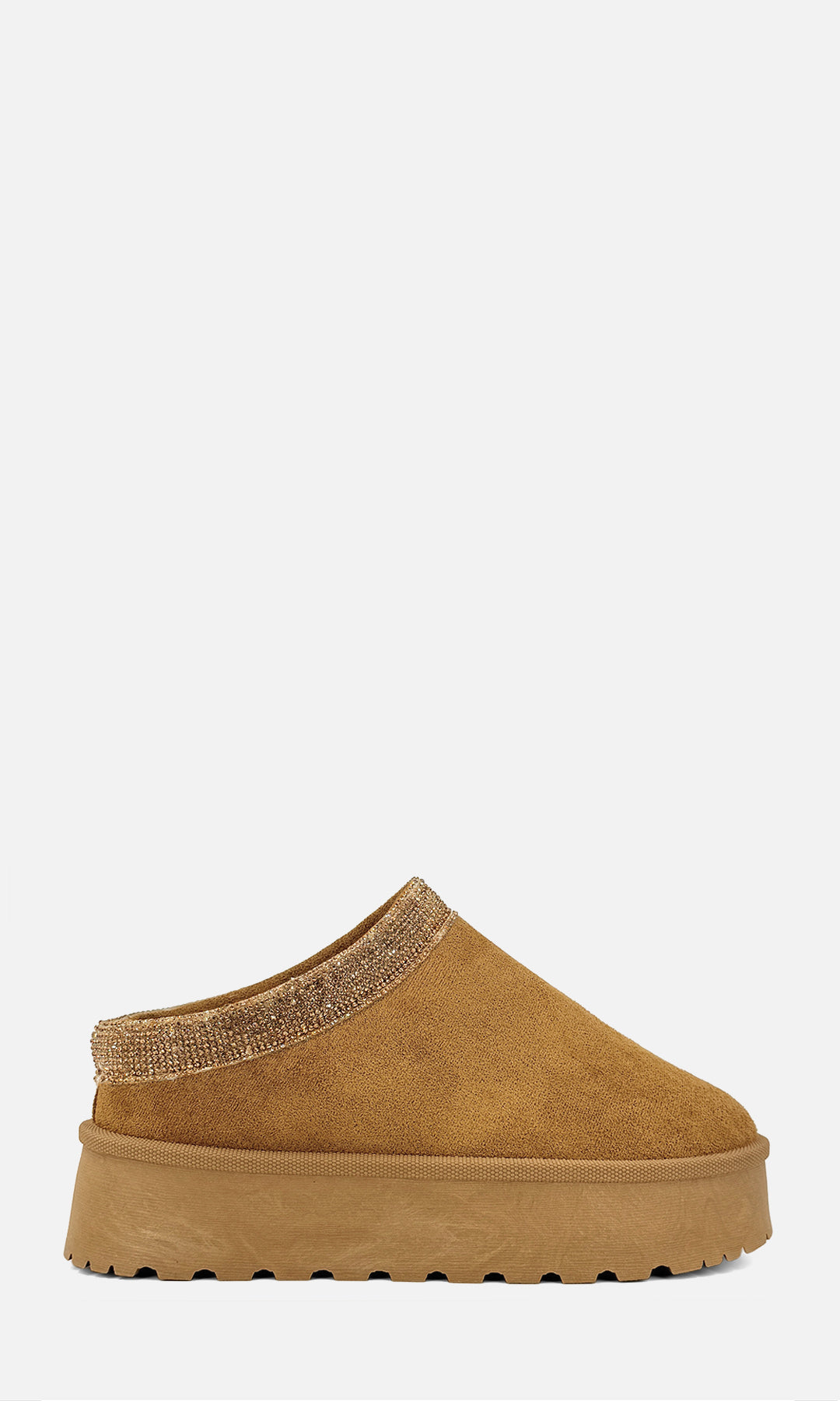 Zueco de invierno para mujer LUNNA CAMEL de gamuza en perfil, con interior tipo peluche, borde de brillos y suela chunky de 4.5 cm