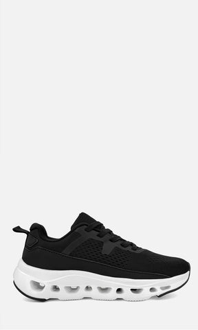 Tenis ZINNIA NEGRO de tejido y vinipiel con plataforma de 2.5 cm y tacón de 4 cm, vista lateral