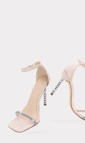 CATWALK ZAPATILLAS DE GAMUZA COLOR NUDE CON BRILLOS TORNASOL EN ANKLE STRAP Y TACON DE AGUJA