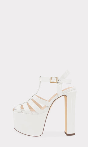 DANSY ZAPATILLAS DE VINIPIEL COLOR BLANCO CON TACON CUADRADO DE 15 CM Y PUNTA REDONDA