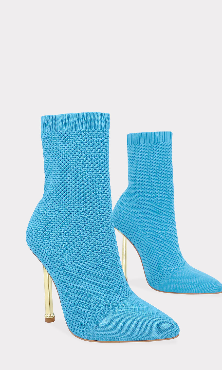 DIVINE BOTINES POINTY DE TEJIDO ELASTICO COLOR AZUL PARA COMBINAR CON JEANS RASGADOS EN LOOKS CASUALES