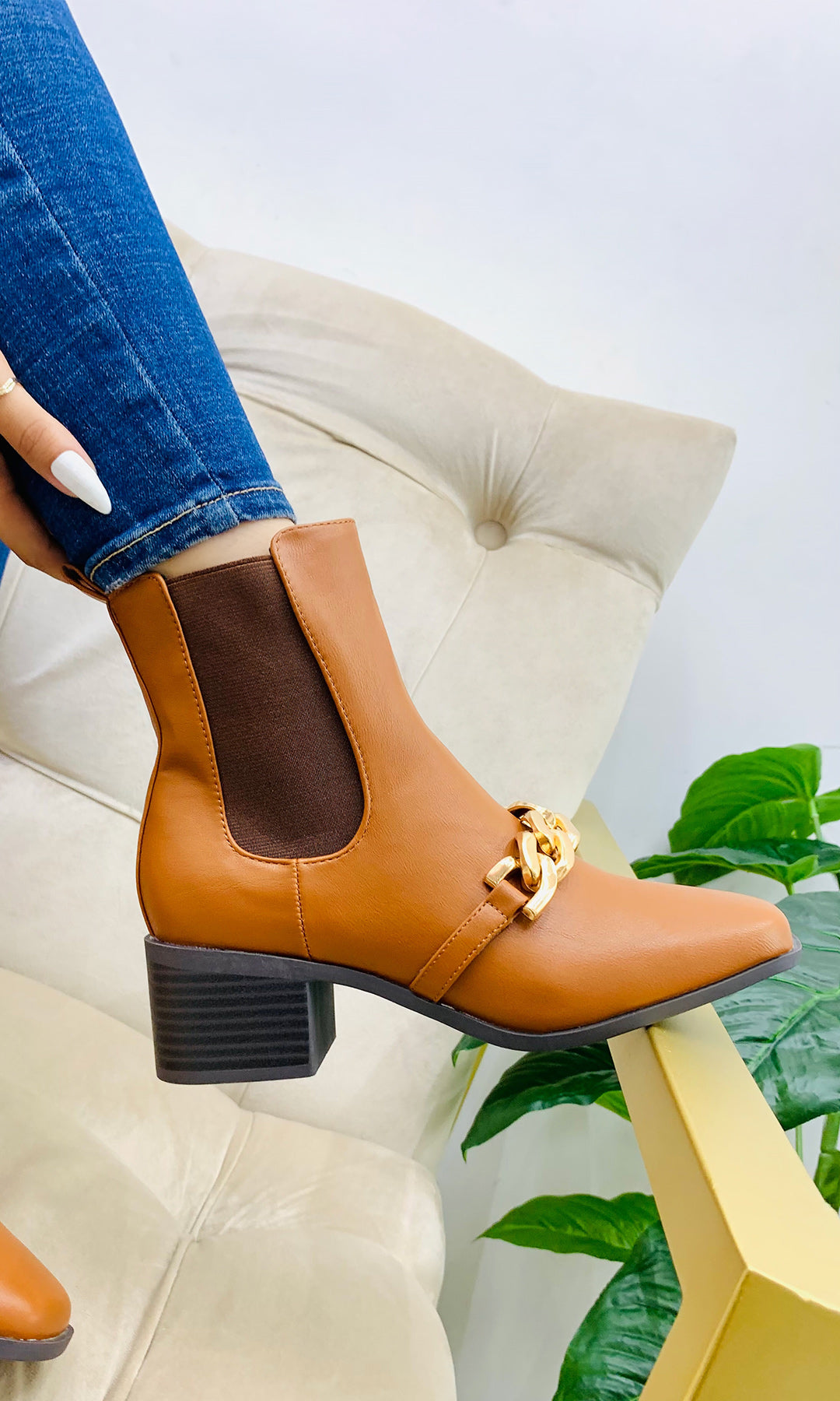 MADELINE CAMEL (DESCUENTO %) - MY SHOES MEXICO