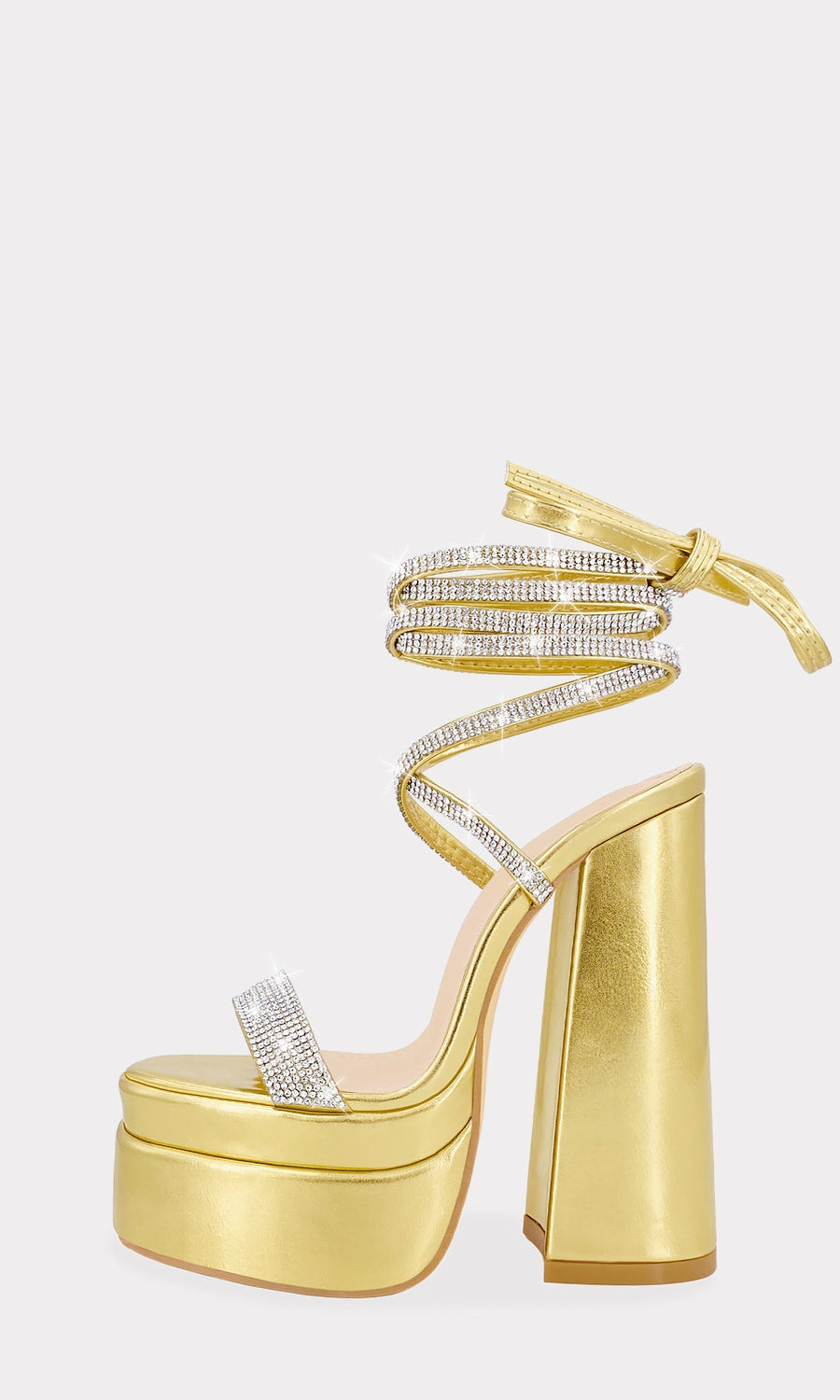 SLAY ZAPATILLAS DE CHAROL DORADO CON DOBLE PLATAFORMA PARA LUCIR FALDAS MIDI CON ESCOTE EN PIERNA EN LOOKS SEXYS