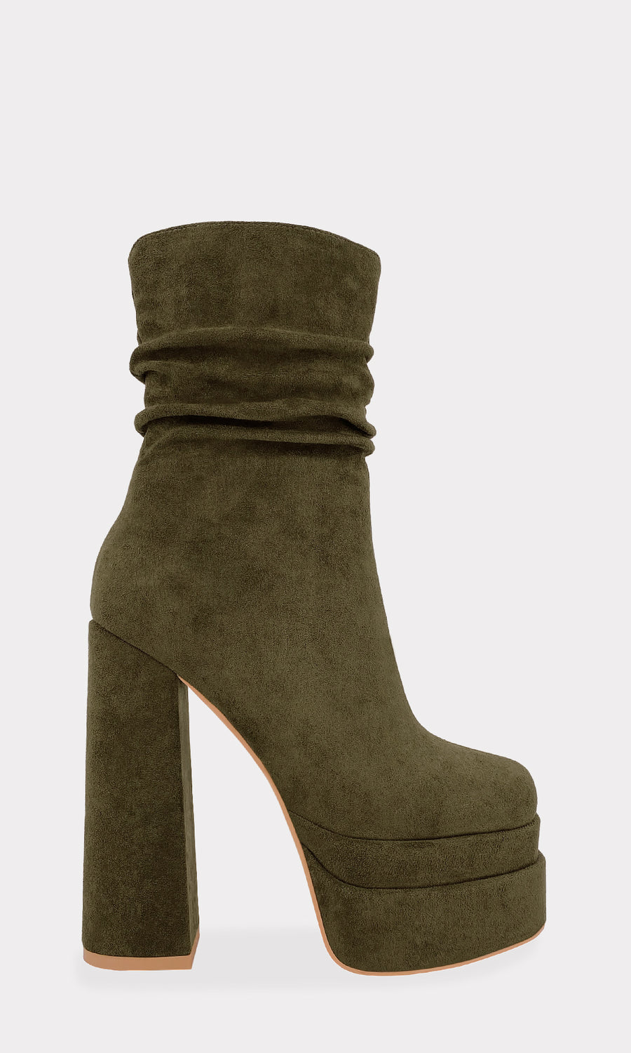 VIXEN FASHION BOOTS DE GAMUZA VERDE OLIVO CON DETALLE CORRUGADO PARA LUCIR CON SKINNY JEANS EN LOOKS DE INVIERNO